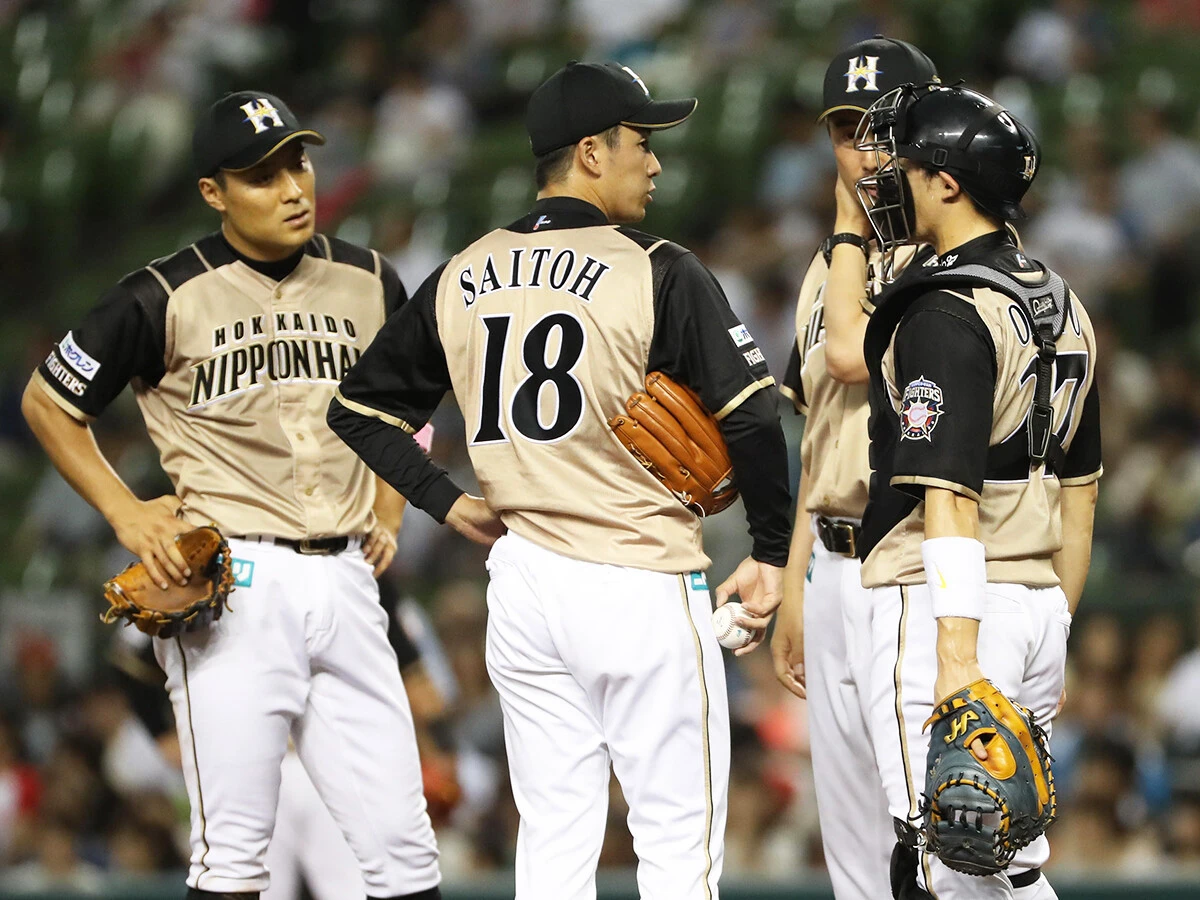 斎藤佑樹「ストライクを取る感覚を失ってしまった」 崖っぷちの状態を救ったのはデータ導入と背番号１への変更だった